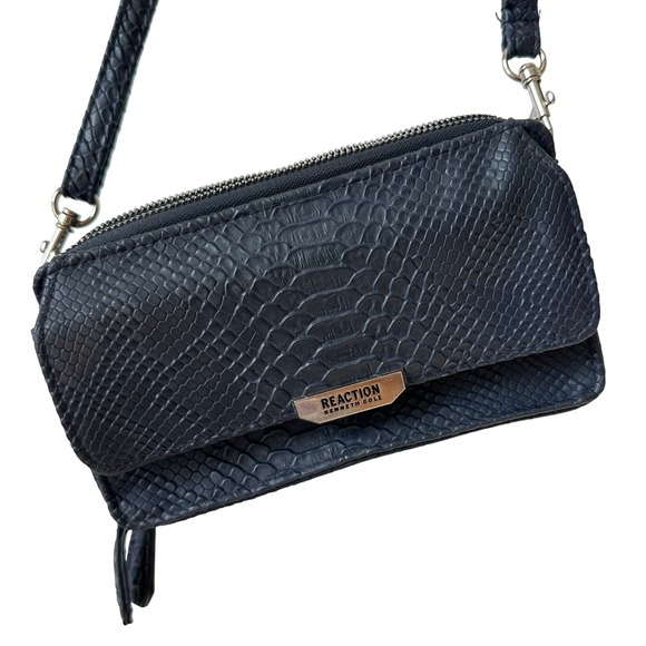 Reaction Kenneth Cole Navy blue Snakeskin Vegan Leather Crossbody Wallet Bag - Picture 1 of 5